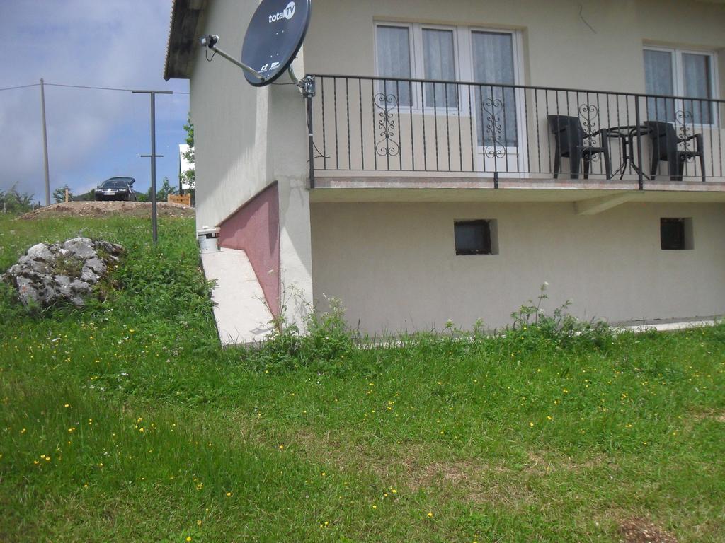 Guest House Baranin Pitomine Zabljak  Exterior photo