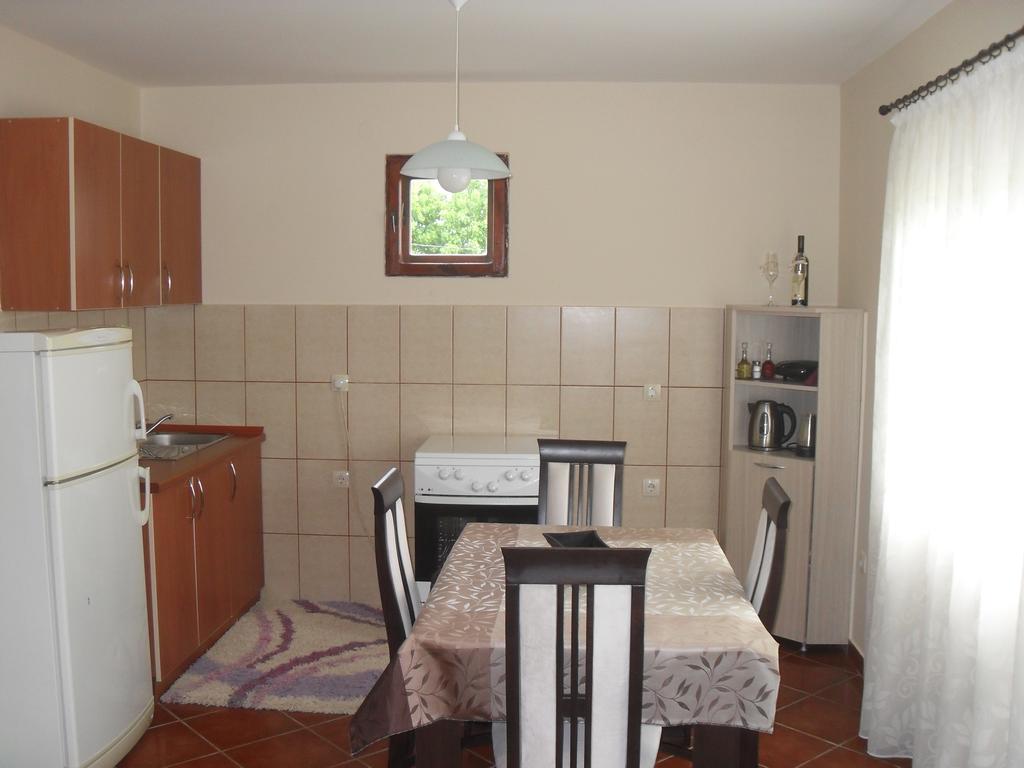 Guest House Baranin Pitomine Zabljak  Exterior photo