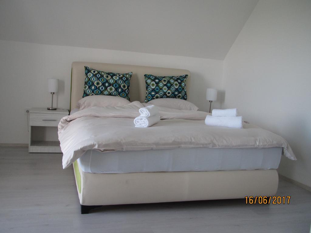 Guest House Baranin Pitomine Zabljak  Exterior photo